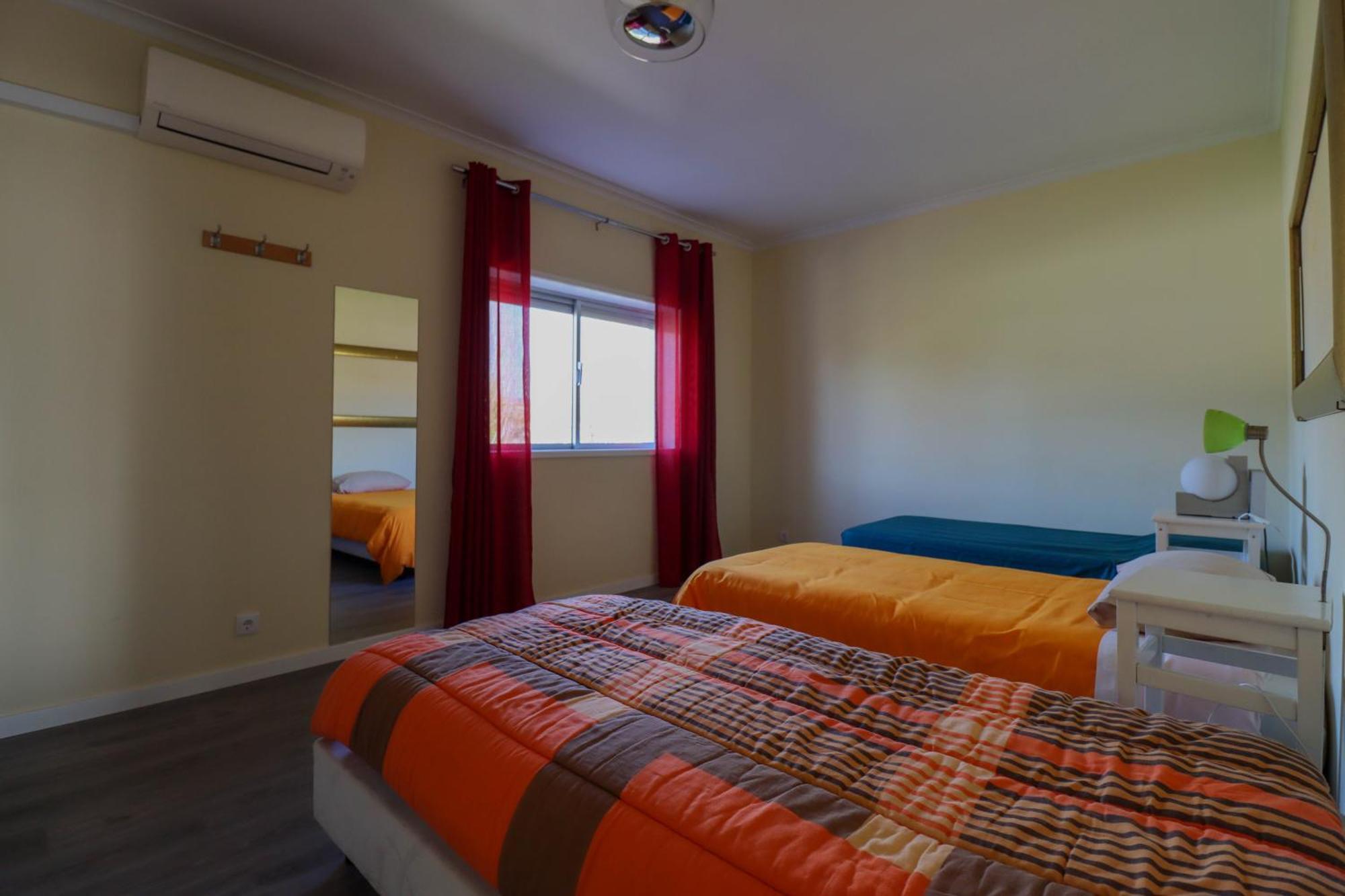 Guest House Кавес Екстериор снимка