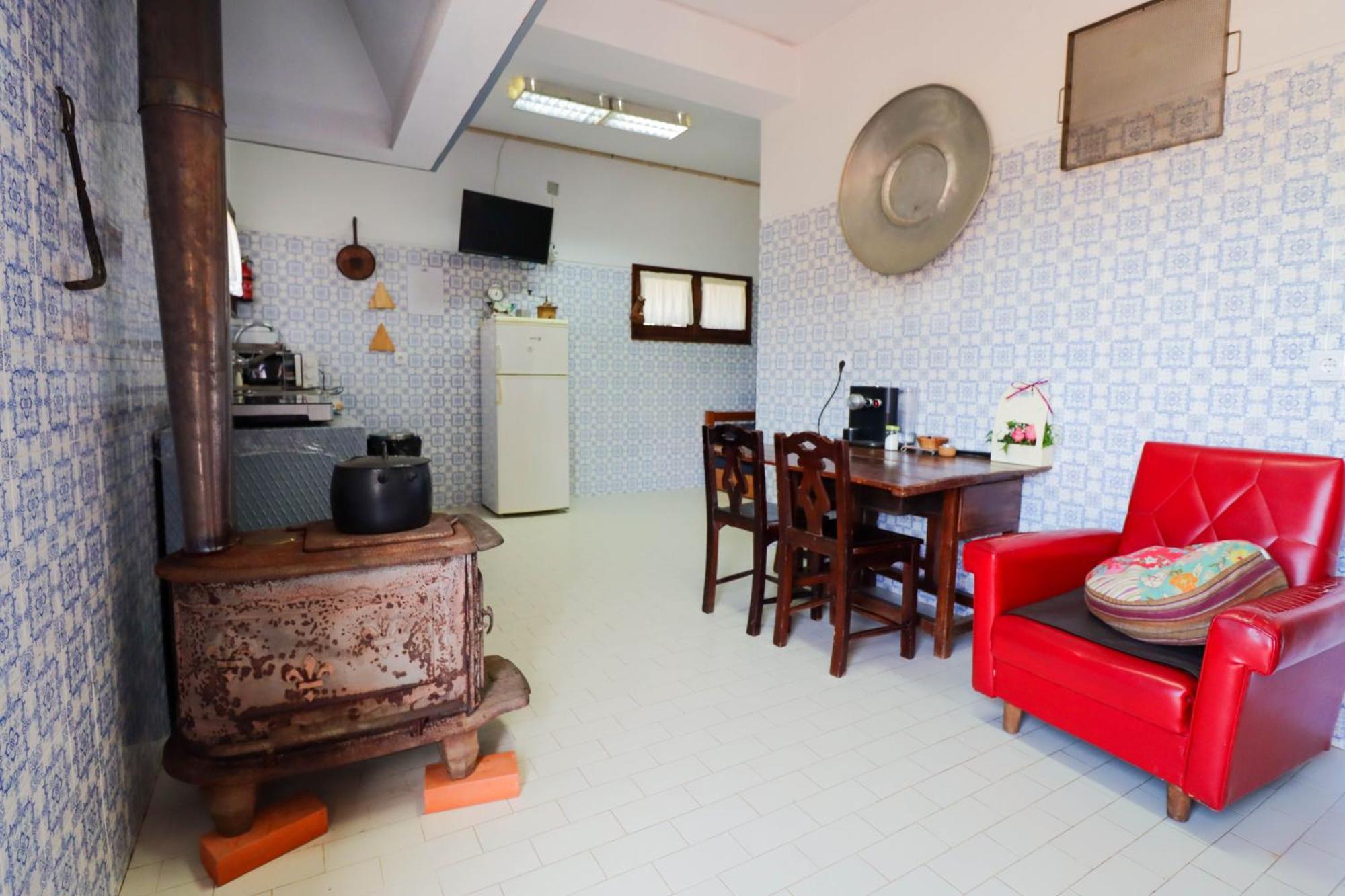 Guest House Кавес Екстериор снимка